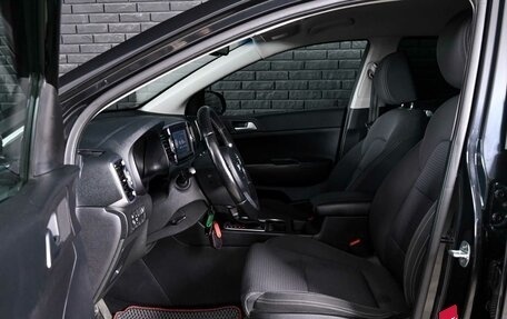 KIA Sportage IV рестайлинг, 2018 год, 2 120 000 рублей, 10 фотография