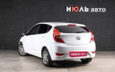 Hyundai Solaris II рестайлинг, 2013 год, 550 000 рублей, 6 фотография