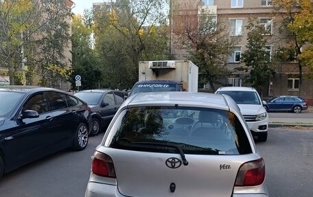 Toyota Vitz, 2000 год, 200 000 рублей, 4 фотография