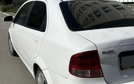 Chevrolet Aveo III, 2005 год, 259 000 рублей, 3 фотография