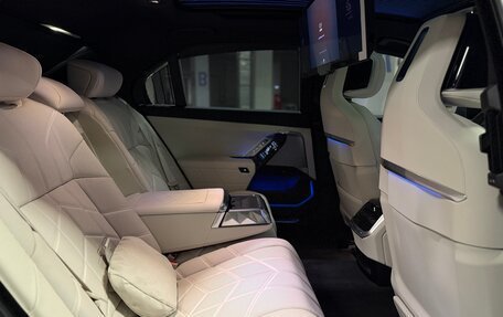 BMW 7 серия, 2026 год, 21 900 000 рублей, 34 фотография