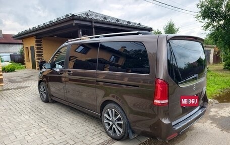 Mercedes-Benz V-Класс, 2018 год, 4 100 000 рублей, 5 фотография