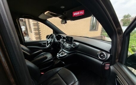 Mercedes-Benz V-Класс, 2018 год, 4 100 000 рублей, 11 фотография