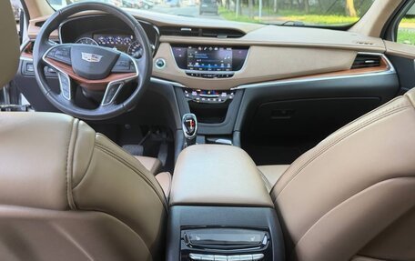 Cadillac XT5 I рестайлинг, 2017 год, 2 950 000 рублей, 16 фотография
