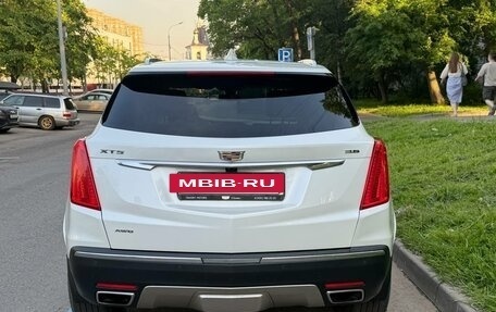 Cadillac XT5 I рестайлинг, 2017 год, 2 950 000 рублей, 4 фотография