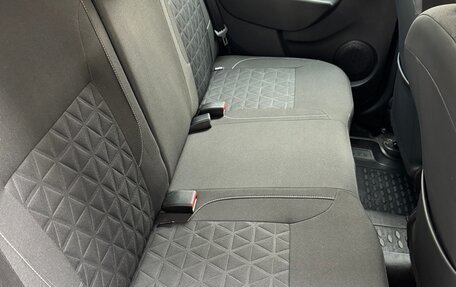 Renault Sandero II рестайлинг, 2017 год, 1 250 000 рублей, 29 фотография
