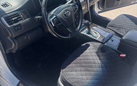 Toyota Camry, 2016 год, 2 000 000 рублей, 5 фотография