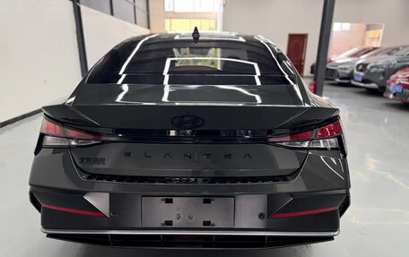 Hyundai Elantra, 2023 год, 1 880 000 рублей, 3 фотография