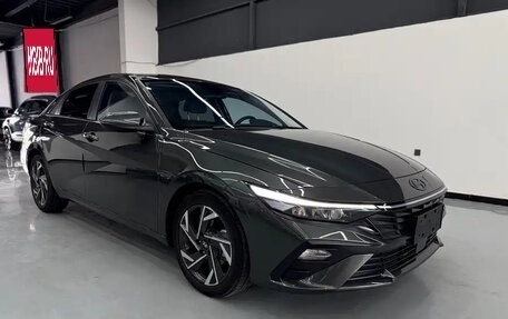 Hyundai Elantra, 2023 год, 1 880 000 рублей, 4 фотография
