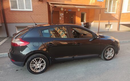 Renault Megane III, 2008 год, 430 000 рублей, 2 фотография