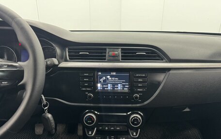 KIA Rio IV, 2017 год, 1 060 000 рублей, 15 фотография