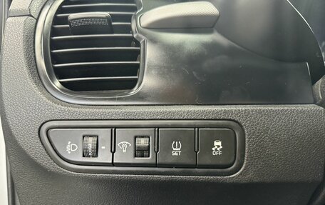 KIA Rio IV, 2017 год, 1 060 000 рублей, 22 фотография