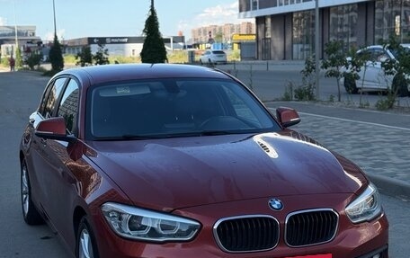 BMW 1 серия, 2017 год, 1 830 000 рублей, 6 фотография