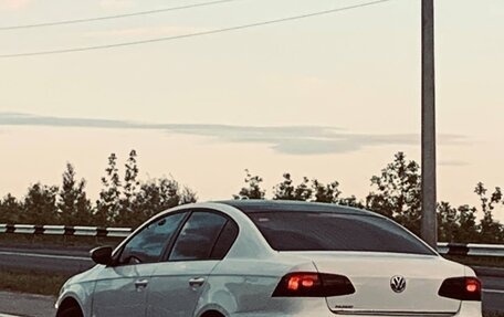 Volkswagen Passat B7, 2013 год, 700 000 рублей, 3 фотография