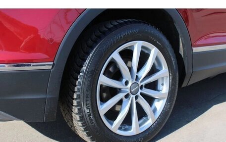Volkswagen Tiguan II, 2018 год, 2 350 000 рублей, 16 фотография