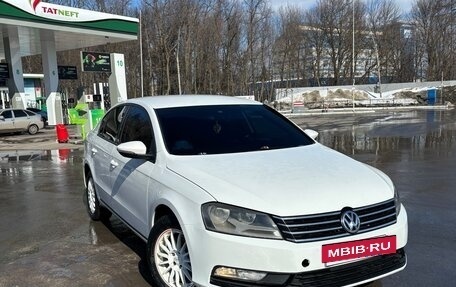 Volkswagen Passat B7, 2013 год, 700 000 рублей, 4 фотография