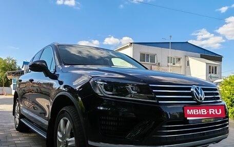 Volkswagen Touareg III, 2016 год, 3 475 000 рублей, 2 фотография