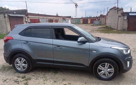 Hyundai Creta I рестайлинг, 2019 год, 1 900 000 рублей, 2 фотография