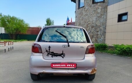 Toyota Vitz, 2001 год, 250 000 рублей, 6 фотография