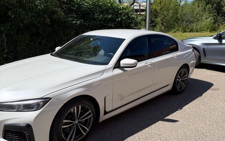 BMW 7 серия, 2018 год, 2 300 000 рублей, 2 фотография