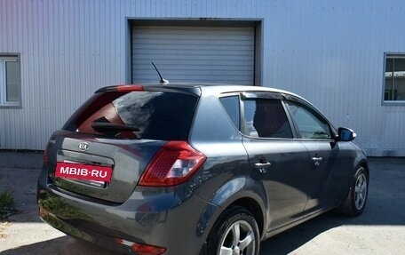 KIA cee'd I рестайлинг, 2010 год, 549 000 рублей, 3 фотография