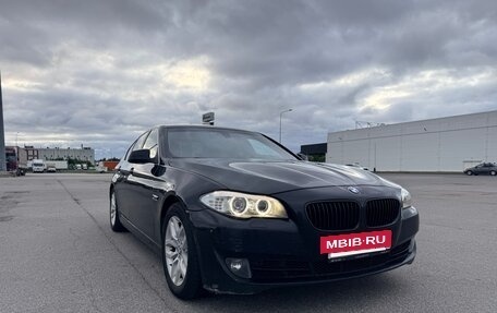 BMW 5 серия, 2011 год, 1 470 000 рублей, 3 фотография