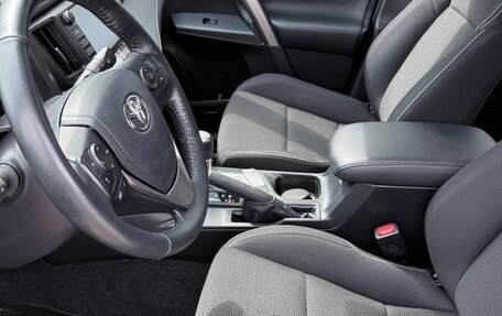 Toyota RAV4, 2019 год, 2 899 000 рублей, 16 фотография