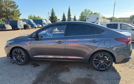 Hyundai Solaris II рестайлинг, 2021 год, 1 730 000 рублей, 4 фотография