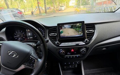 Hyundai Solaris II рестайлинг, 2021 год, 1 730 000 рублей, 7 фотография