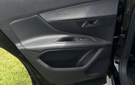 Peugeot 3008 II, 2019 год, 1 750 000 рублей, 13 фотография
