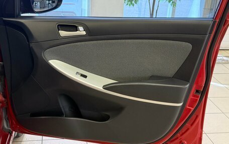 Hyundai Solaris II рестайлинг, 2012 год, 850 000 рублей, 15 фотография
