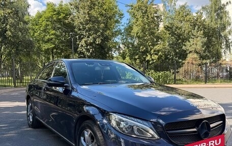 Mercedes-Benz C-Класс, 2017 год, 1 750 000 рублей, 3 фотография