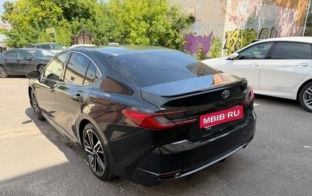 Toyota Camry, 2024 год, 3 650 000 рублей, 2 фотография