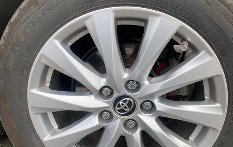 Toyota Camry, 2019 год, 2 800 000 рублей, 4 фотография