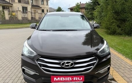 Hyundai Santa Fe III рестайлинг, 2017 год, 2 590 000 рублей, 2 фотография