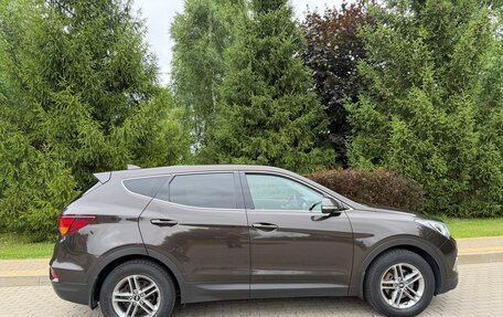 Hyundai Santa Fe III рестайлинг, 2017 год, 2 590 000 рублей, 6 фотография