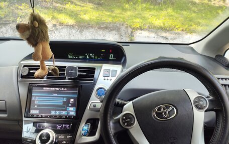 Toyota Prius Alpha I (ZVW40/41), 2013 год, 1 250 000 рублей, 9 фотография