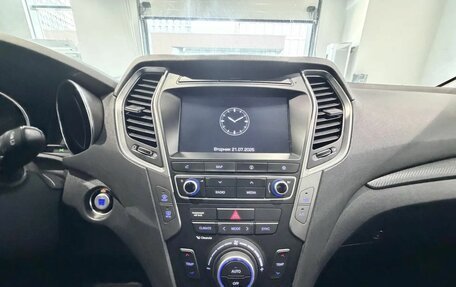 Hyundai Santa Fe III рестайлинг, 2017 год, 2 105 000 рублей, 16 фотография