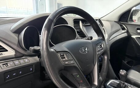 Hyundai Santa Fe III рестайлинг, 2017 год, 2 105 000 рублей, 13 фотография