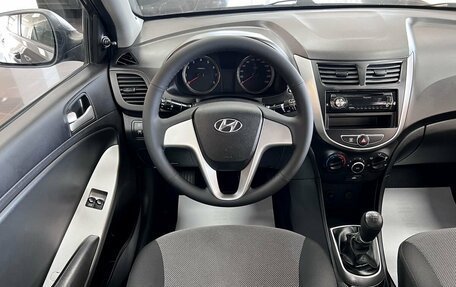 Hyundai Solaris II рестайлинг, 2013 год, 745 000 рублей, 11 фотография