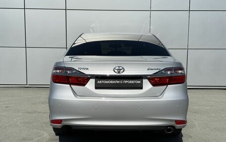 Toyota Camry, 2015 год, 2 200 000 рублей, 6 фотография