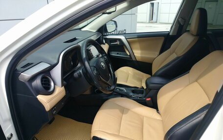 Toyota RAV4, 2016 год, 2 100 000 рублей, 14 фотография