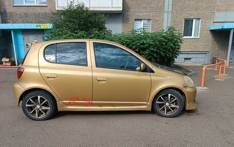 Toyota Vitz, 2001 год, 327 000 рублей, 2 фотография
