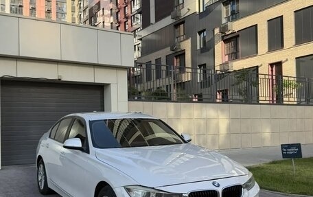 BMW 3 серия, 2013 год, 1 350 000 рублей, 3 фотография