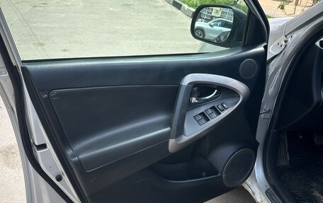 Toyota RAV4, 2007 год, 600 000 рублей, 8 фотография