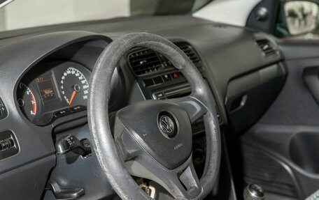 Volkswagen Polo VI (EU Market), 2016 год, 900 000 рублей, 18 фотография