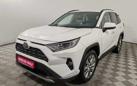 Toyota RAV4, 2021 год, 2 999 000 рублей, 1 фотография