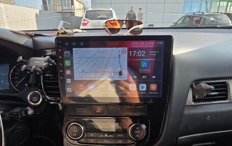 Mitsubishi Outlander III рестайлинг 3, 2013 год, 1 350 000 рублей, 11 фотография