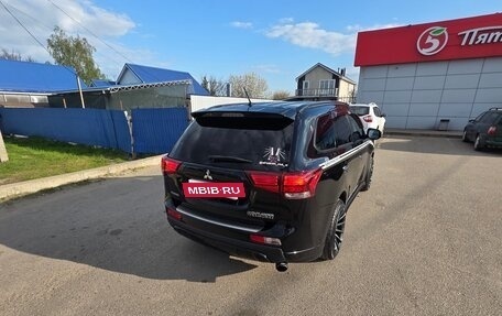 Mitsubishi Outlander III рестайлинг 3, 2013 год, 1 350 000 рублей, 5 фотография