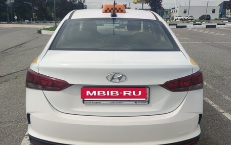 Hyundai Solaris II рестайлинг, 2020 год, 1 300 000 рублей, 5 фотография